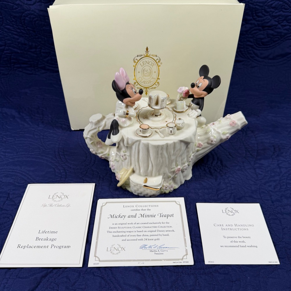 Lenox Classics Disney Mickey and Minnie Woodland Teapot 24K Gold Accent With Box